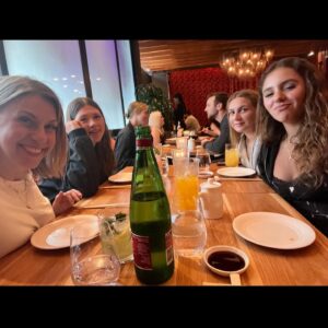 Jodie Sweetin Instagram - To cap off Zo’s bday festivities, I told her I would take her and her friends out to @noburestaurants and I also took the ladies to pick out something at @aweinspired jewelry (and I may have gotten in on that too…)
A fabulous girls evening! 
(I can feel them rolling their eyes at this post already) 🤷‍♀️ Moms gonna mom.