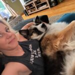Jodie Sweetin Instagram - I hear it’s #nationaldogday today? Isa says she’ll celebrate by taking naps, getting snugs, and eating treats… like every day. #adoptdontshop #rescuedog @shadowhuskyrescue ❤️❤️