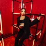 Johanna Francella Instagram - El Negroni, cuya esencia es el Campari, es el cóctel clásico más vendido del mundo. La Negroni Week se celebra entre el lunes 18 y el domingo 24 de Septiembre. En @campariarg vas a encontrar los bares que participan ❤️ #NegroniWeek #Negroni #Campari