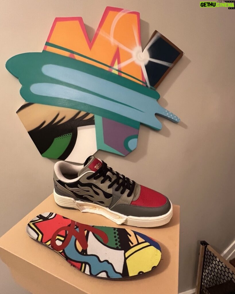 John Leguizamo Instagram - New sneaker line my classmate and graffiti pioneer #crash design!! Go Crash! @crashone