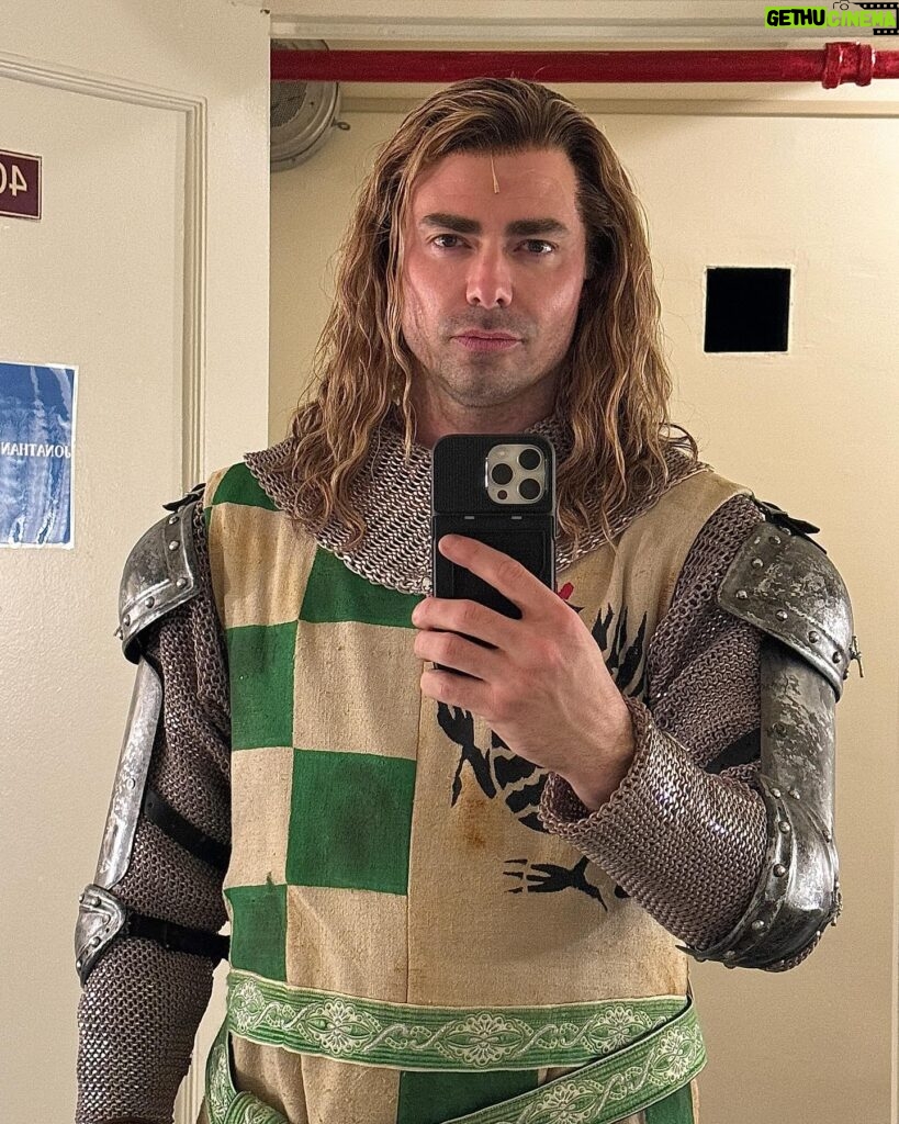 Jonathan Bennett Instagram - Meet Sir Robin. Playing this character, so far has been such a healing journey for my life. Sure he’s the knight that’s afraid to fight, but he’s also the knight who loves music and dancing and most of all MUSICAL THEATER! For the first 15 years or so of my career I had to hide who I was, I had to walk into auditions and on sets and be the “straight hot guy” for the TV show or movie audition. Hide the thing I loved most in the world (musical theater) because if they knew I was listening to Wicked on the drive here, the producers might think I was gay, and then I won’t get the job. 8 nights a week, I stand on a Broadway stage at the St James theater and sing a song at the top of my lungs about how beautiful and magical BROADWAY is. This is so incredibly special and healing for my younger self, I feel like I’ve finally come home. There’s no place like home. Come see @spamalotbway I’m in the show through April 21st!
