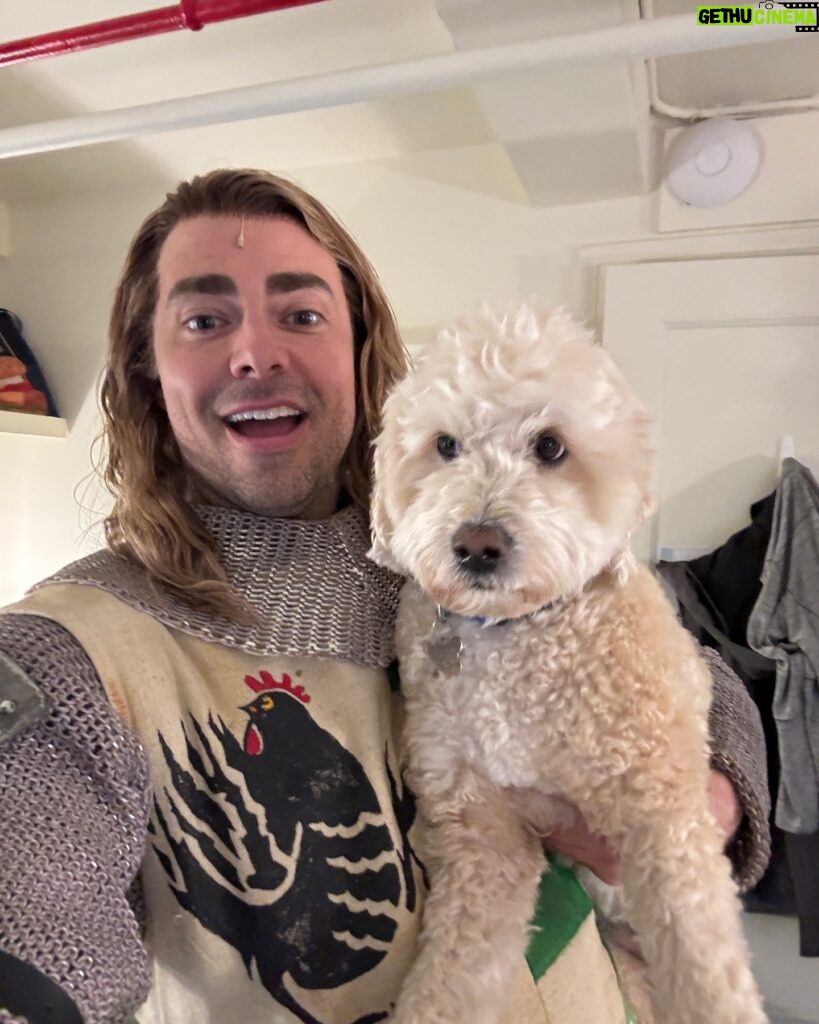 Jonathan Bennett Instagram - Somebody is sniffing around Camelot today. @spamalotbway