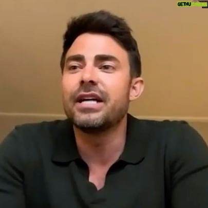 Jonathan Bennett Instagram - GLAAD’s @anthonyramosah chats with @jonathandbennett about his holiday @hallmark film “Christmas on Cherry Lane” which is playing now. He also talks about his dreams for his real life husband @jaymesv to costar with him in his next holiday film!