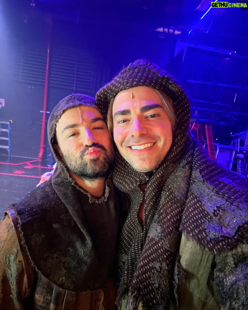 Jonathan Bennett Instagram - “Broadway is a very special place. Filled with very special people. People who can sing and dance, often at the same time. They are a different people. A multi talented people. A people, who need people. And who are in many ways, the LUCKIEST PEOPLE in the world.” - Sir Robin @spamalotbway