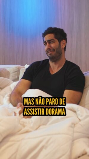Jonathan Nemer Instagram - Só quem é Dorameiro sabe o que é isso 😂💔😩😭 Qual Dorama te deixou assim? Escreva nos comentários. Eu to desse jeito pelo “Rainha das Lágrimas” e fiquei assim com o “My Mister”.

PRÓXIMOS SHOWS:
30/04 Lisboa/PORTUGAL
01/05 Porto/PORTUGAL
05/05 Dublin/IRLANDA

14/05 Ipatinga/MG
15/05 Governador Valadares/MG
16/05 Uberlândia/MG
17/05 Betim/MG
18/05 Belo Horizonte/MG
20/05 Mauá/SP
21/05 Santos/SP
22/05 Barueri/SP

31/05 Montreal/CANADÁ
03/06 Toronto/CANADÁ
05/06 Vancouver/CANADÁ
09/06 Calgary/CANADÁ

12/06 Brasília/DF
13/06 Goiânia/GO
14/06 Jataí/GO
16/06 São José dos Campos/SP
17/06 São José do Rio Preto/SP
18/06 Araçatuba/SP
19/06 Rio de Janeiro/RJ
20/06 Natal/RN
24/06 Londrina/PR
25/06 Maringá/PR
26/06 Ponta Grossa/PR
27/06 Curitiba/PR
28/06 Blumenau/SC
29/06 Itajaí/SC
30/06 São José/SC

01/07 Joinville/SC
02/07 Porto Alegre/RS
03/07 Umuarama/PR
04/07 Cascavel/PR
05/07 Foz do Iguaçu/PR
10/07 Rondonópolis/MT
11/07 Cuiabá/MT
12/07 Porto Velho/RO
13/07 Manaus/AM
INGRESSOS: jonathannemer.com.br