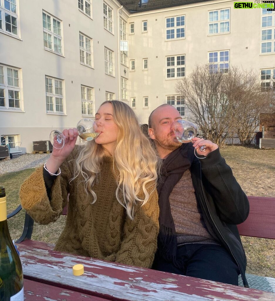 Josefine Frida Pettersen Instagram - moments from April🐰