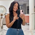 Joselyn Dumas Instagram - Just me, myself and I …🙃❤️