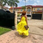 Joselyn Dumas Instagram - …Be the light in any space you take up. 🌻 Purse : @selinabeb MakeUp: @denni_makeover