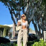 Joy Corrigan Instagram - Happy Easter!!!! 🐰It’s springtime and I’ve been living in my @gdefy sneakers 🌷 not only are they super cute and comfortable, they give me the support I need 🌺 🧑‍🎨whether I’m walking to get myself coffee and flowers, painting at home, or enjoying the sunset, I’m in love! 💐🎨