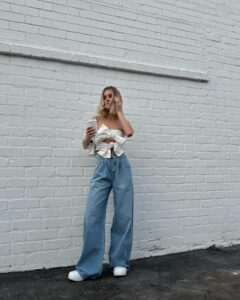 Joy Corrigan Instagram - 🤍 🪐🤍