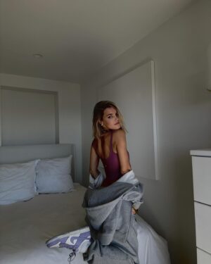 Joy Corrigan Instagram - Living in @alo #MoveIntoWellness