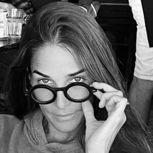 Juana Viale Instagram - No hay letra chica?? 
PH: @bastabastaa ( volvió al ruedo)
