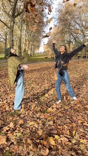 Juanita Arias Instagram - La Magia Sucede, cuando dejas al Universo entrar 🦋“Choose wisely with whom you share it.” 🤍✨🇬🇧 @zuriavvega