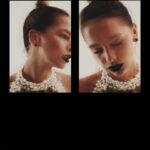 Juanita Arias Instagram - En esta historia nuestras musas son las joyas y la actriz @juanaarias . Los protagonistas son el oro y el ónix de las piezas, representantes de la luz y la oscuridad, y Juana las personifica a ambas. El ónix es conocido por transmutar las energías negativas en positivas, mientras que el oro nos recuerda el poder del sol. Juega con estas energías para tus beauty looks. ¿Lista para hacer alquimia? Foto: @ilretallack Realización: @jordilrivas Modelo: @juanaarias Producción: @ferpachco y @aaalons para #ELLEMéxico Estilismo: @jimmy.her_ Maquillaje: @israquiroz Pelo: @lilttle_lee Uñas: Fanny Nails Editora general: Claudia Cándano @candanoclau