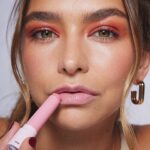 Juanita Arias Instagram - Last One 📸✨🤍 @cosmopolitanmx 💋💄