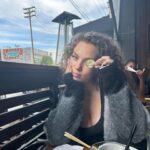 Jude Demorest Instagram - *insert that song from princess diaries* 🌧️💫