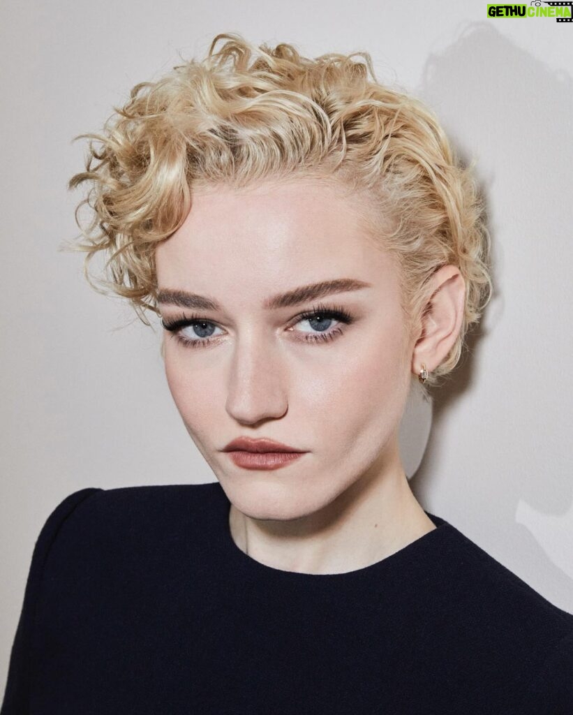 Julia Garner Instagram - “My forever Gucci Guilty pleasure.” In Milan for Sabato De Sarno’s Fall Winter 2024 women’s fashion show with ELLE. #GucciBeauty #GucciFW24 #GucciGuilty