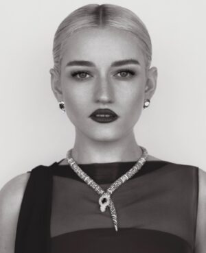 Julia Garner Instagram - ♥️ Thank you @criticschoice for the wonderful evening and CONGRATULATIONS TO ALL THE WINNERS! It was such an honor to be nominated with such stellar women. Also, BIG thank you to @bulgari for the most stunning jewels and @ferragamo for the coolest dress. ♥️ Photos by the amazing @eliastahan 

@elizabethsaltzman 
@bobbyeliot 
@hungvanngo 
@betina_goldstein 
@lordgmv 
@facegym 
@traceycunningham1