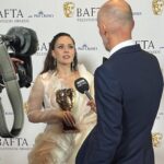 Julia Sanina Instagram - Unforgettable moment! Incredible team🤘I was so proud to share the moment with you @bbc ❤️ Мої вітання усім, хто створював Євробачення 2023! Минув рік, а ми продовжуємо з теплом згадувати, як дві країни і дві культури створили історію на сцені у Ліверпулі разом🙏 І ця нагорода - красивий фінальний акорд Євробачення 2023❤️