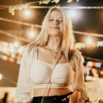 Julia Simoura Instagram - que saudade que eu estava de uma festa juninaaa🎊 📸 @baruckgabriel