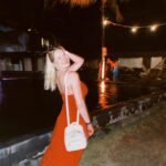 Julia Simoura Instagram - obrigada pelos momentos, caraíva 🫶🏻