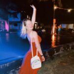 Julia Simoura Instagram - obrigada pelos momentos, caraíva 🫶🏻