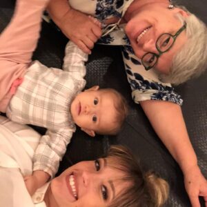 Juliana Didone Instagram - A beleza dupla do meu mundo — Ser filha da Fátima e mãe da Liz! Feliz dia das mães!
🤍🌷