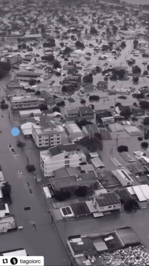 Juliana Didone Instagram - Ajudem, ajudem, ajudem o Rio Grande do Sul! É em um momento como esse, que se faz necessário a humanidade!
É URGENTE 🚨

Chave PIX - CNPJ:92.958.800/0001-38