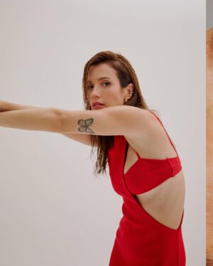 Juliana Didone Instagram - Juliana Didone.
Styling @marianabarreto 
Fotos @priscillahaefeli 
Make @yago_maia_ 

Veste @haight_clothing 
joias @mundolilac
