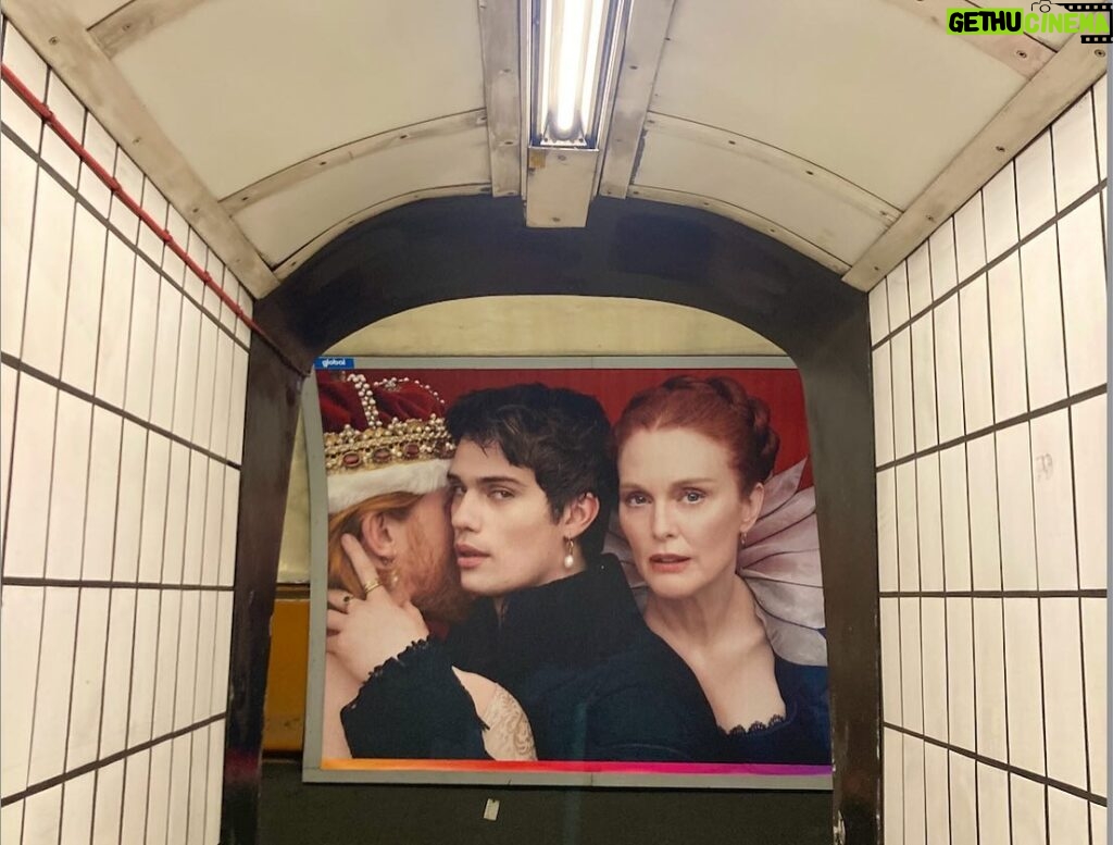 Julianne Moore Instagram - Thank you #London!