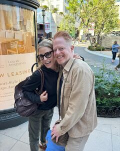 Julie Bowen Instagram - I went to your Taylor Swift dance party, but I forgot to post until today…so, belated Happy Birthday @jessetyler! I love you always, my fake brother, even if I’m not so good with the social media.