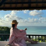 Julie Estelle Instagram - Waking up to this astonishing view🤍 @raffles_bali #familygetaway