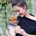 Julie Estelle Instagram – Enjoy doggie heaven Bubs🤍🤍🤍
#RIPBubbly #foreverinourhearts