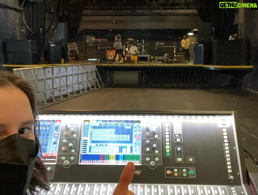 Julien Baker Instagram - Just over halfway done with EU tour! Happiness and Absurdity are indeed two children of the same earth! Thanks all you show-goers for your enthusiasm and graciousness; Thank you @ratboysband for rippin these gigs with us; Thank you universe for pups and soundcheck olives Photo #2 by @rustyshepherd ❤️