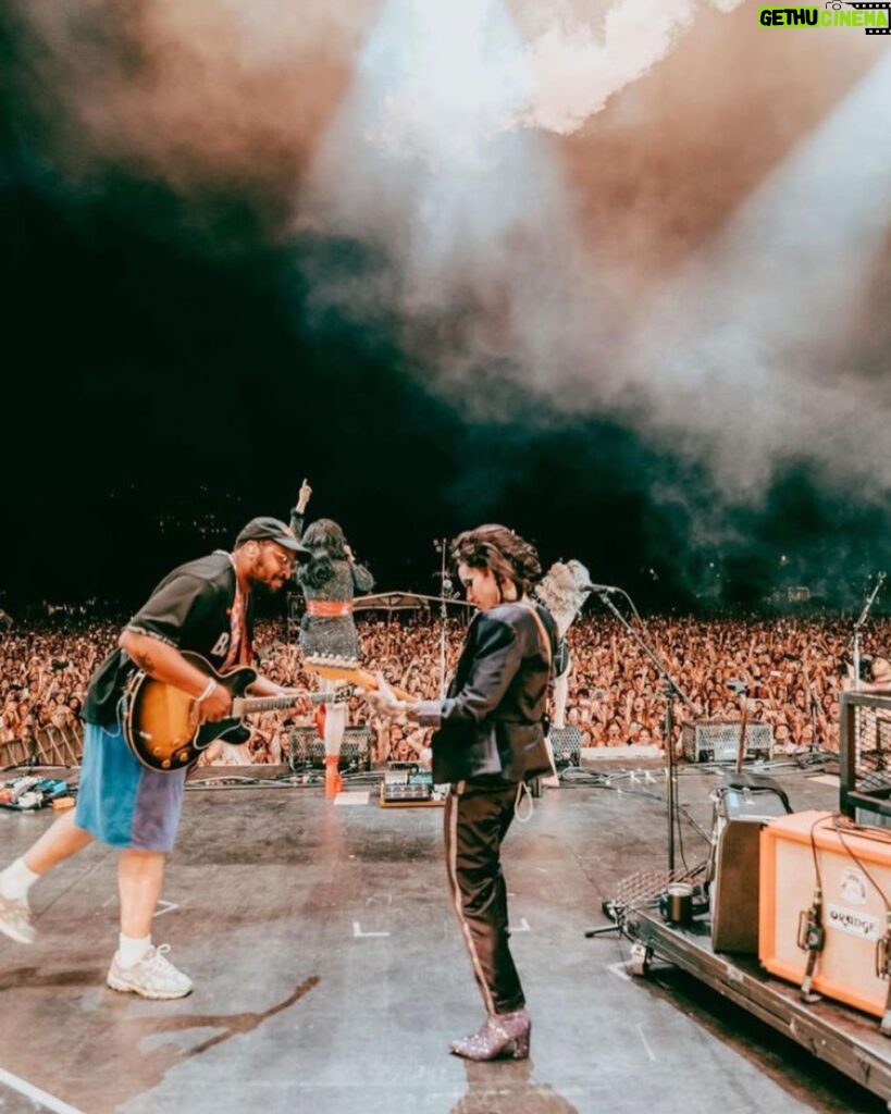 Julien Baker Instagram - This year has been so beautiful, so overwhelming, so replete with experience, so challenging and brain-bending, that I can hardly look away. I’ve been fortunate to be surrounded by people and met with situations that demand my attention, and I’ve been honored with the chance to show up for them (and lucky that @saladjockey has been there to artfully capture all the moments I most want to be awake for). I’ve been so proud to share the stage with my musical heroes and friends— prouder still at how often those two categories overlap. Every day I watch a huge community of touring professionals rely on each other to make something magical happen, and every day I get to see the gift of wonder, joy, and respite music brings to people. Thank you, thank you, thank you for another year participating in life on earth. Boygenius Fucking Rocks. 📸 by Ashley Gellman (@saladjockey)