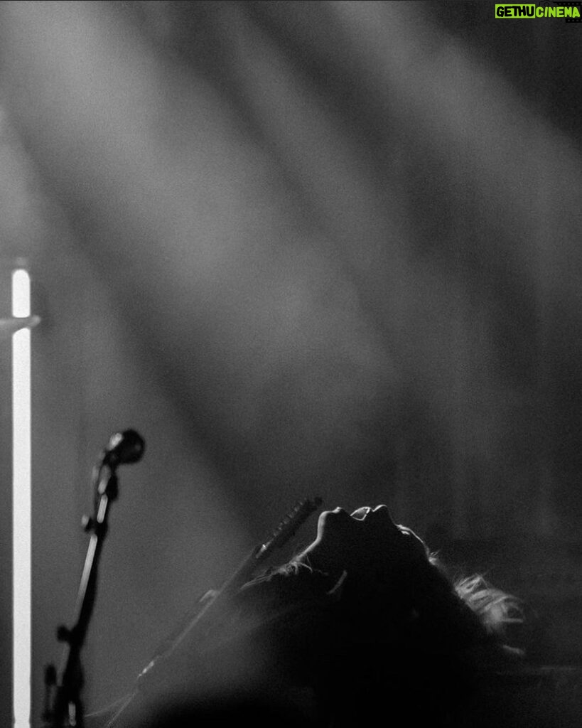 Julien Baker Instagram - “live musics back” Pic #1: @alexparkermedia Pic #2: @harrrdy