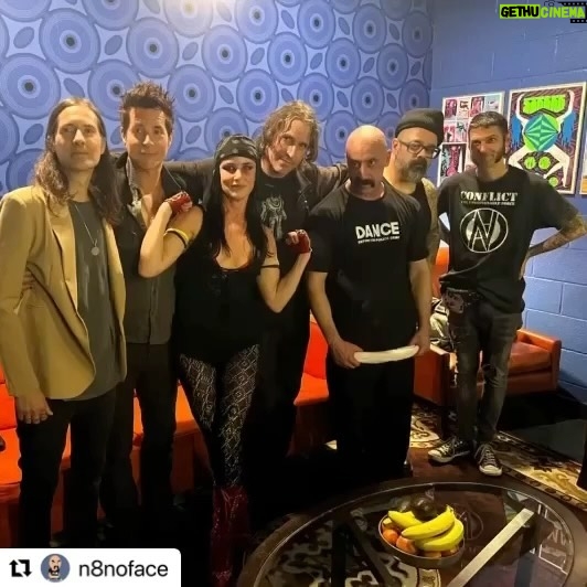 Juliette Lewis Instagram - Nothing more gratifying-being an independent musician and joining forces with other incredible independent musicians- doin things on our own terms AND sellin T F out 🤜🤛 @n8noface @vintagewarband Until the next one!! ⚡️⚡️⚡️⚡️ RP @n8noface What an amazing past two days with @juliettelewis and the licks and @vintagewarband ! Im so grateful for this truly thank you. My heart is filled it was soooo amazing. Thank you everyone! Juliette thank you for the opportunity, you fucking killed it. 🙏🏽