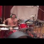 Juliette Lewis Instagram - Prepping for 2024 has me reliving the glory of when #DaveGrohl (our guru & mentor😜 ) played on our 2nd album “Four on the floor”! Opening Song is GET UP. He’s a fckn beast. This still gives me chills. #rocknroll #Julietteandthelicks #drummer #legend