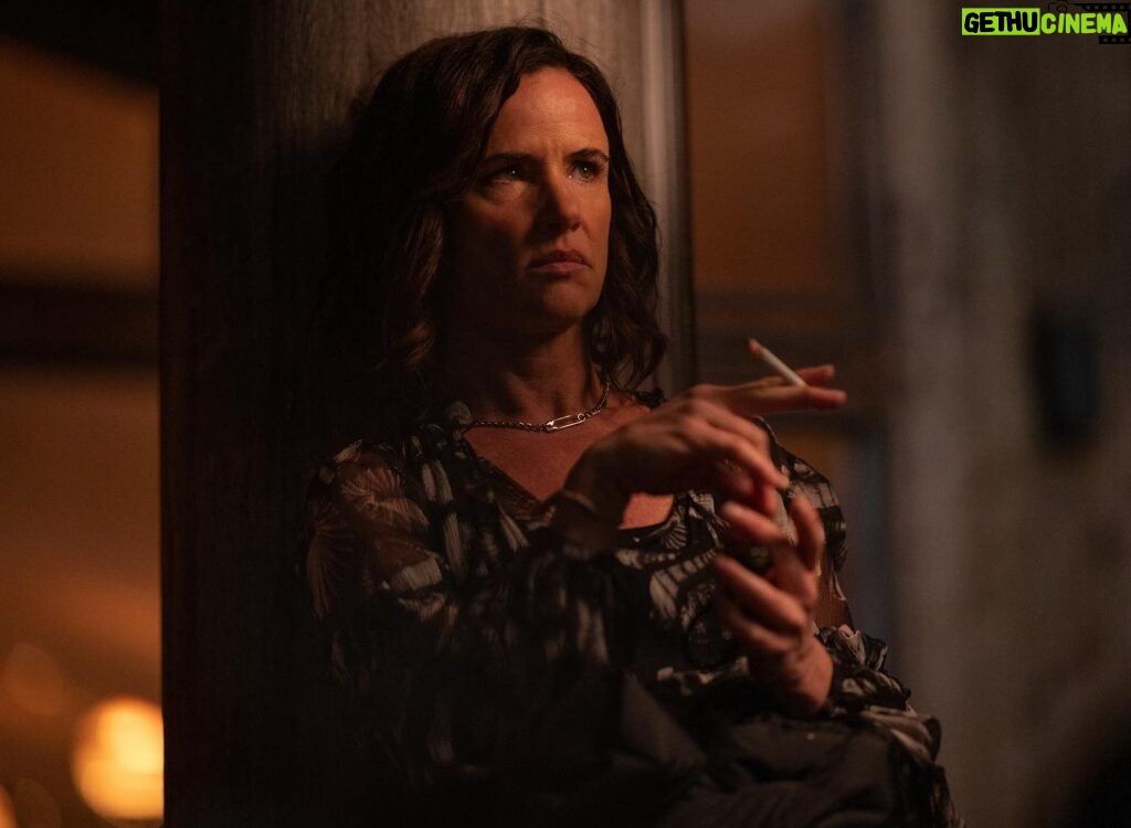 Juliette Lewis Instagram - This is the face of PTSD, a dark secret and a deep mistrust of all things YET still trying to be more honest with oneself, stay present & have a better future NATALIE’S season 2 path… But first, WTF is Lottie really up to??! @yellowjackets next ep comin atcha. 🐝🐝🐝 #Natalie #AdultNatalie