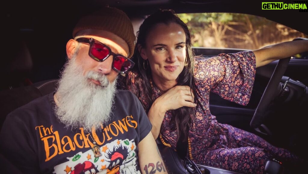 Juliette Lewis Instagram - EPISODE 47 - JULIETTE LEWIS "Was it fate or conscious manifesting… that is and has been one of the questions of late! And the @loveistheauthor podcast w/ Jaymee is the perfect guide to ponder it with… oh & so much more. It was fun and easy and a trip."- Juliette AVAILABLE on SPOTIFY APPLE (link in bio) #loveistheauthorpodcast #juliettelewis 🎥: @devindilmore / @101_exit