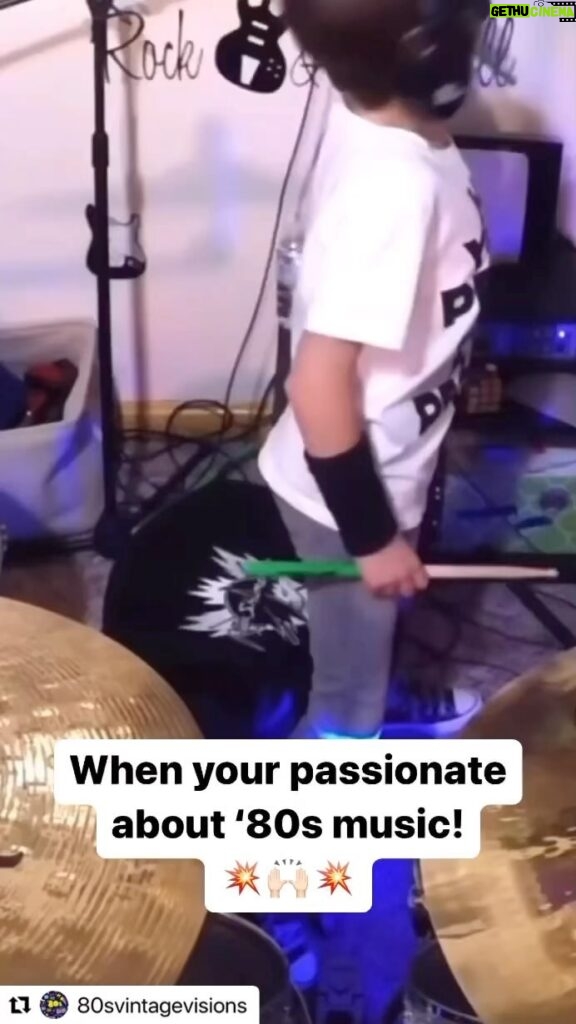Juliette Lewis Instagram - if this doesn’t change your life when that stick hits the hi hat you ain’t livin! 😃🙌⚡️💪 #80s #Repost @80svintagevisions ・・・ The 1980’s was an amazing time for music of all genres! This kid encapsulates the true passion of an ‘80s music lover! 🙌🏻 Who were some of your favorite ‘80s bands/artists? #alexshumaker #yourlovesong #theoutfield #1985 #80smusic #80shits #80ssong #80ssongs #80srock #80srockband #so80s #totally80s #80skid #80skids #80skidsrule #80snostalgia #80smemories #80stv #80stvseries #80smovie #80smovies #80svibes #80saesthetic #80sforever #80sstyle #80sfashion #genx #80s #1980s