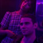 Julio Peña Instagram - a veces la cosas no terminan como uno espera… y seguimos 🫣☔️🥀🎆🌬️✨ soon!! #ATravésDeTuMirada @netflixes @atdmvnetflix