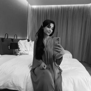 Jumana Karim Instagram - القوة ليست دائماً فيما نقول ونفعل 
احياناً تكون فيما نصمت عنه
فيما نتركه ب إرادتنا
وفيما نتجاهله عن فهم🔐🧡