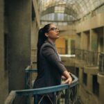 Jumana Karim Instagram - اجمل مافي الصدفه انها خاليه من الانتظار #الفراشه_انطلقت🦋 السوت من دار ليرات @lirat.ateuler