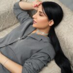 Jumana Karim Instagram - يعتبر الحب هو الحل المناسب لجميع مشاكل الإنسان على وجه الأرض مو لو مومو🤍🦋