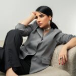 Jumana Karim Instagram - يعتبر الحب هو الحل المناسب لجميع مشاكل الإنسان على وجه الأرض مو لو مومو🤍🦋