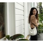 Jung Ryeo-won Instagram - . rainy day walk 🌦️☔️ in @joygryson_official #광고 #조이그라이슨