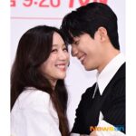 Jung Ryeo-won Instagram – .
tvn 졸업
5/11일 9:20pm
많이 사랑해주세요.
오늘 멋진 사진들 너무 감사합니다❤️
