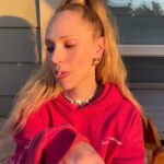 Juno Temple Instagram - Youth elixir 💖