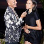 Jurnee Smollett Instagram - Proud of my brotha from anotha motha @makeupvincent for being honored by @hollywoodreporter as one of the top makeup artists in the industry. None of this can happen without a team around us, uplifting us and making us feel like our best selves. Vincent you truly are a joy and I’m so happy to see you honored last night for your stunning work. 👏🏽👏🏽👏🏽 📸 @derekkettela